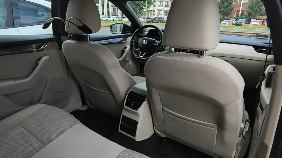 SKODA Octavia -