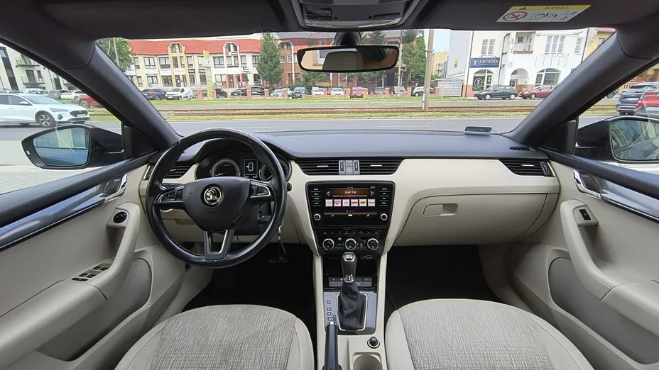 SKODA Octavia -