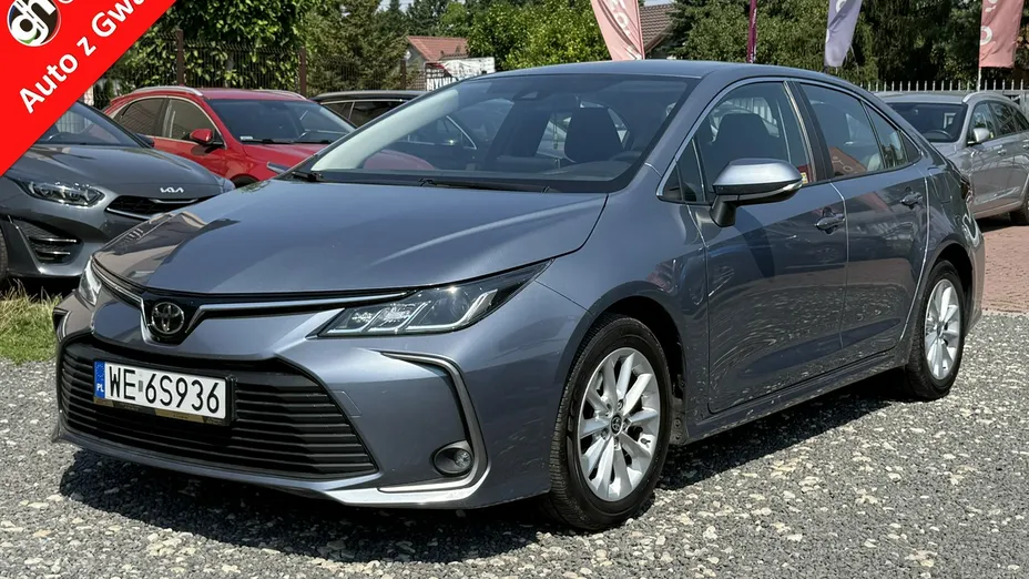 TOYOTA Corolla -