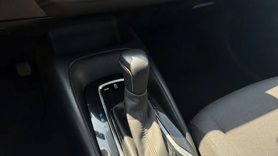 TOYOTA Corolla -