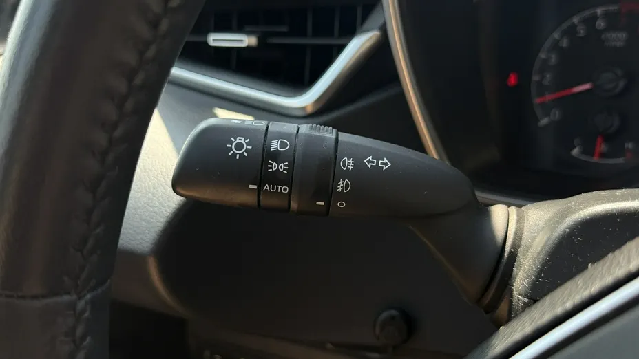 TOYOTA Corolla -