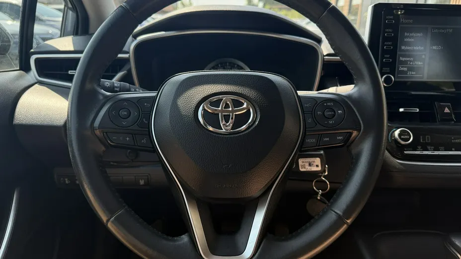 TOYOTA Corolla -