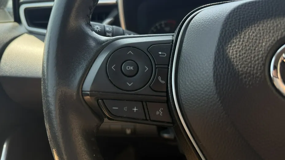 TOYOTA Corolla -