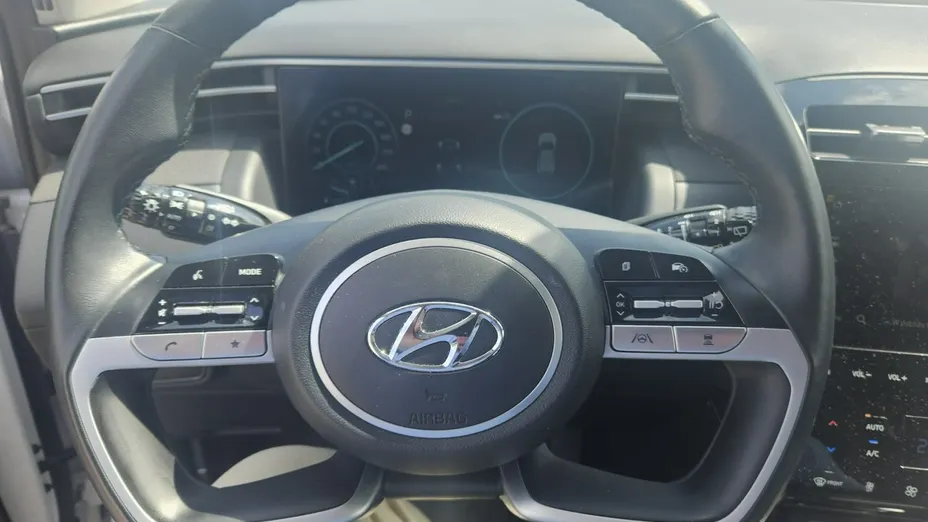 HYUNDAI Tucson -