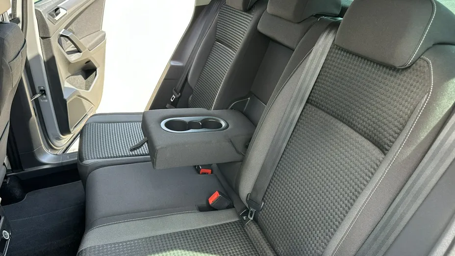 VOLKSWAGEN Tiguan -