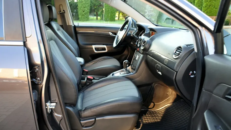 OPEL Antara -