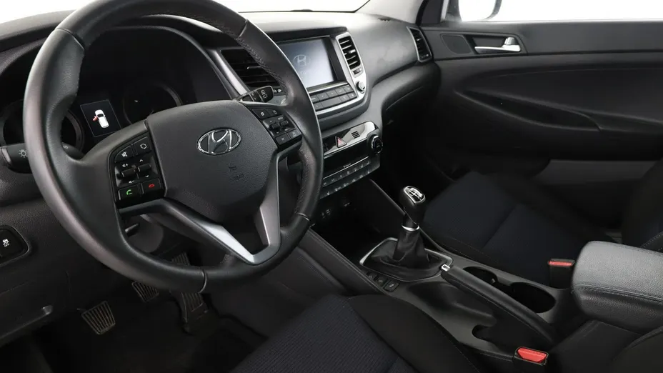 HYUNDAI Tucson -
