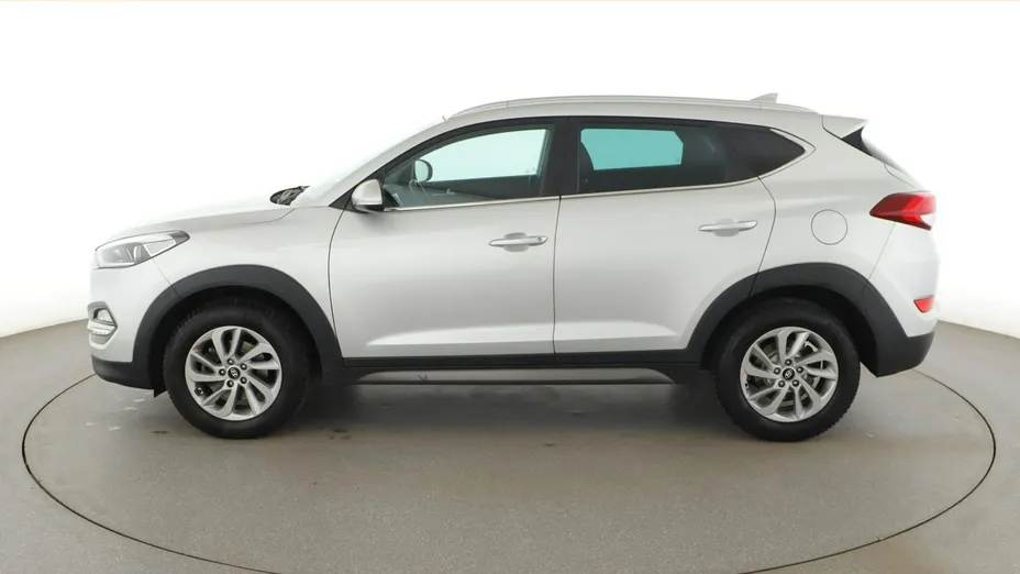 HYUNDAI Tucson -