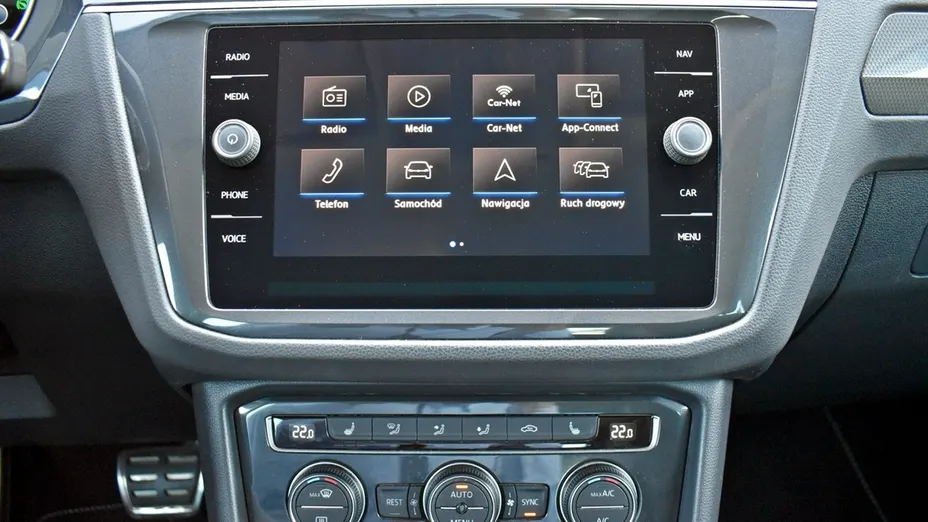 VOLKSWAGEN Tiguan -
