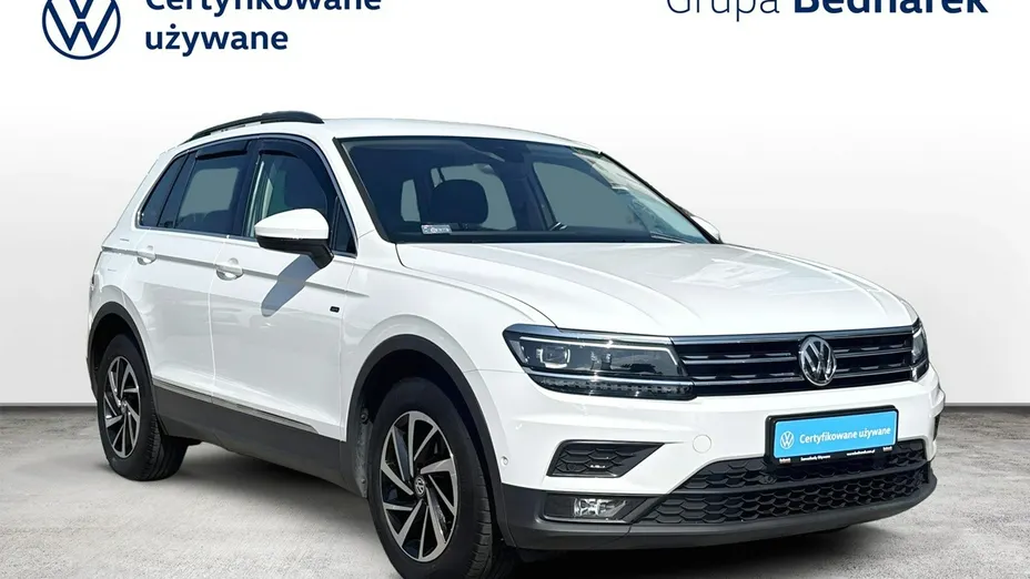 VOLKSWAGEN Tiguan -