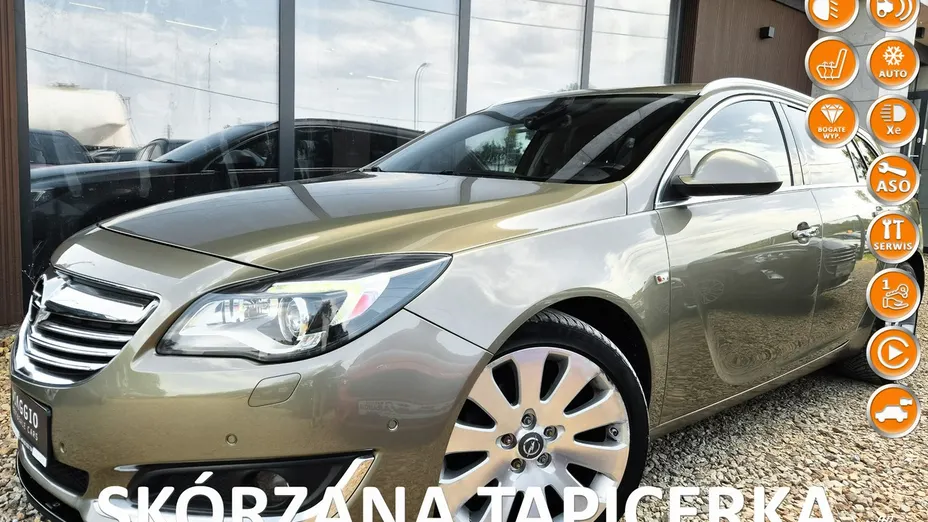 OPEL Insignia -