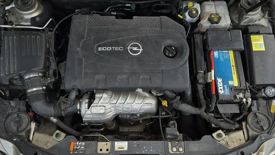 OPEL Insignia -