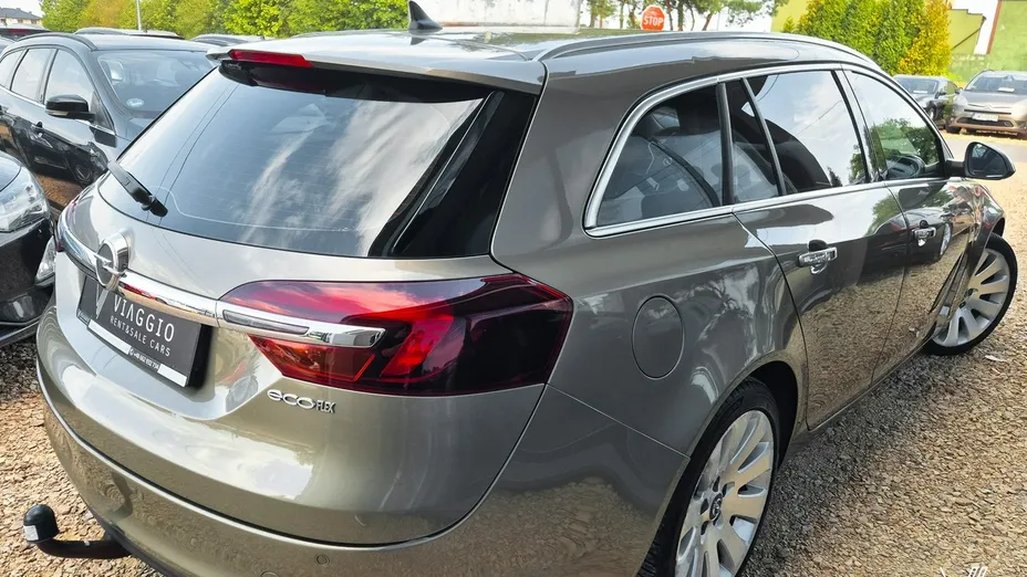 OPEL Insignia -