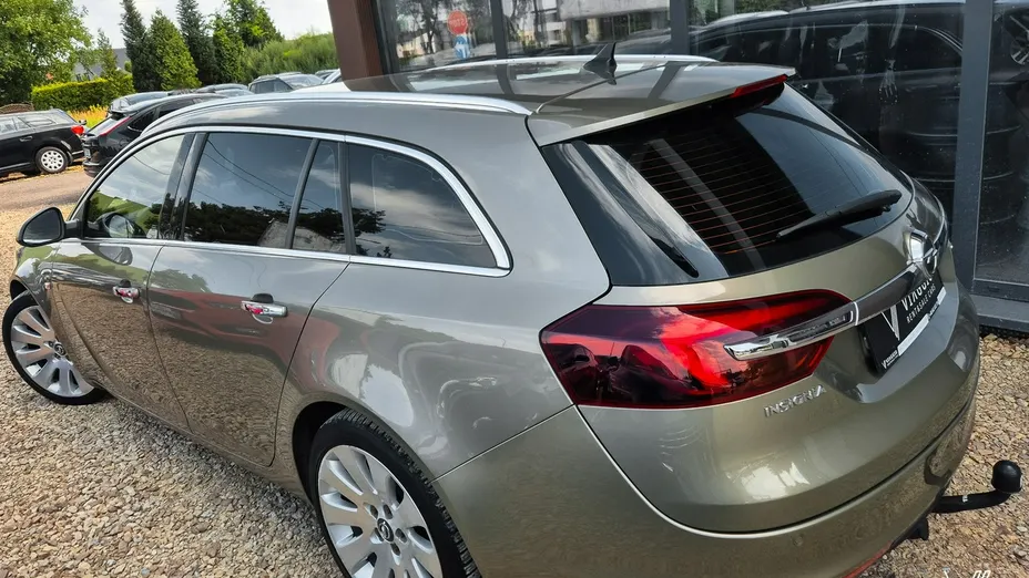 OPEL Insignia -