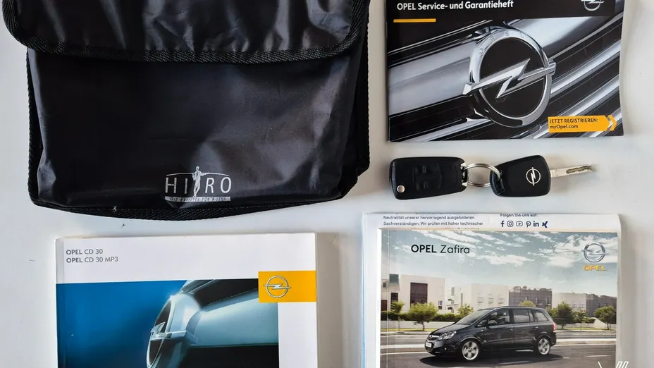 OPEL Insignia -