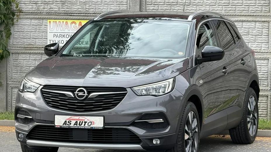 OPEL Grandland X -