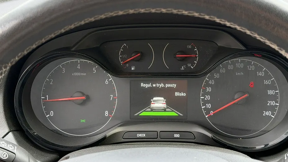 OPEL Grandland X -