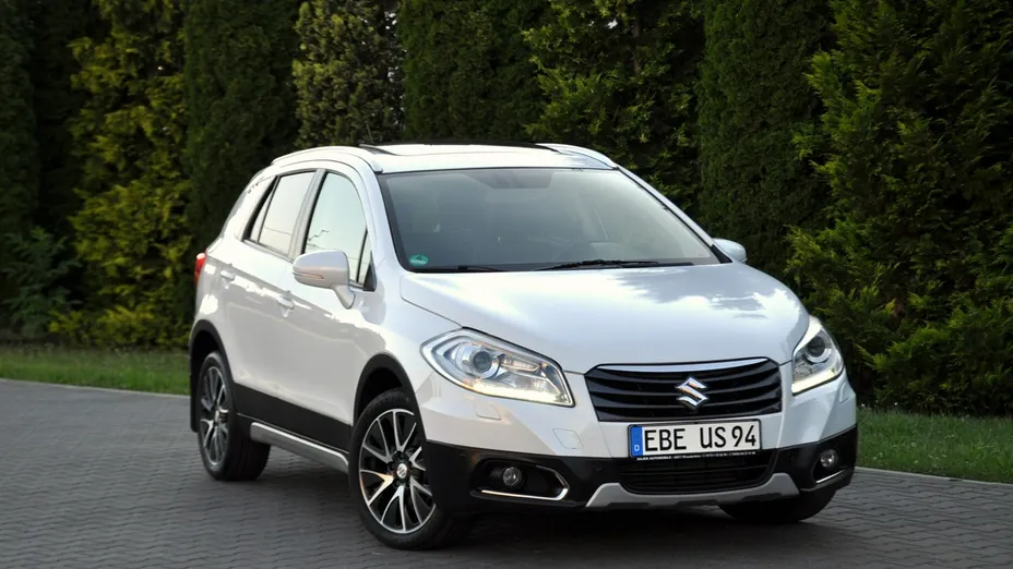 SUZUKI S-Cross -