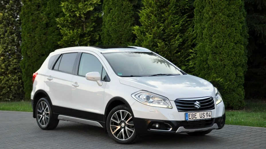 SUZUKI S-Cross -