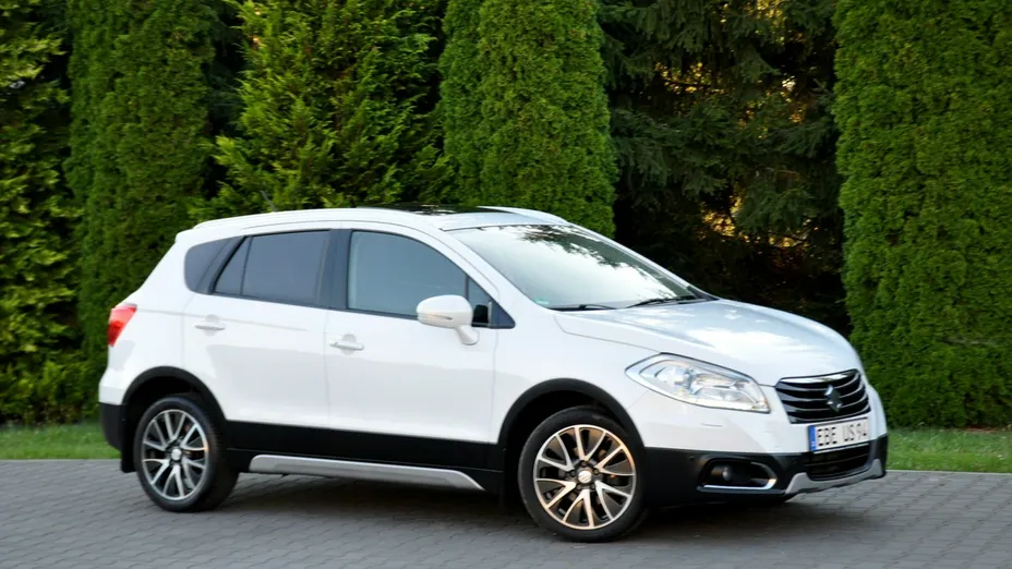 SUZUKI S-Cross -