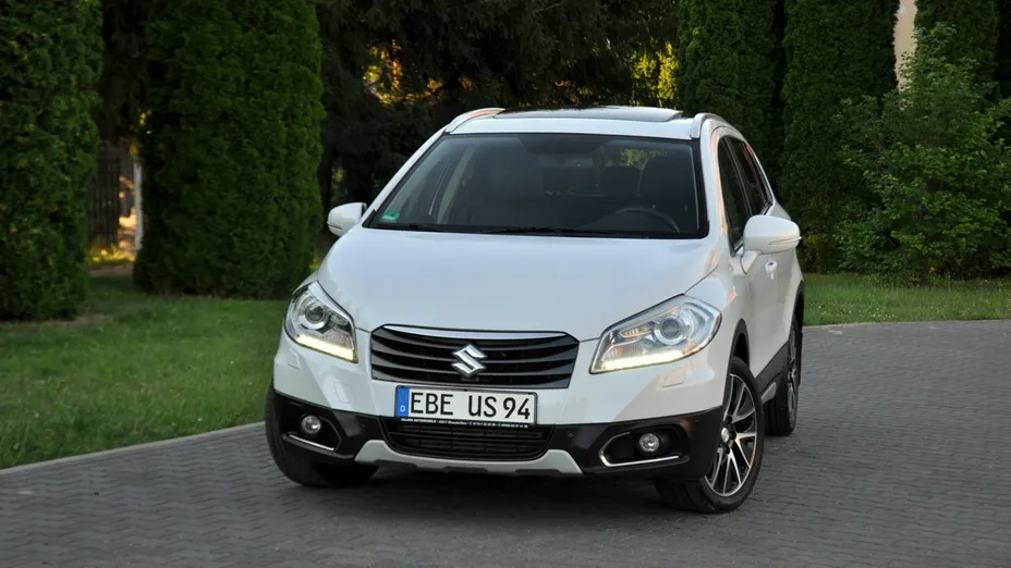 SUZUKI S-Cross -