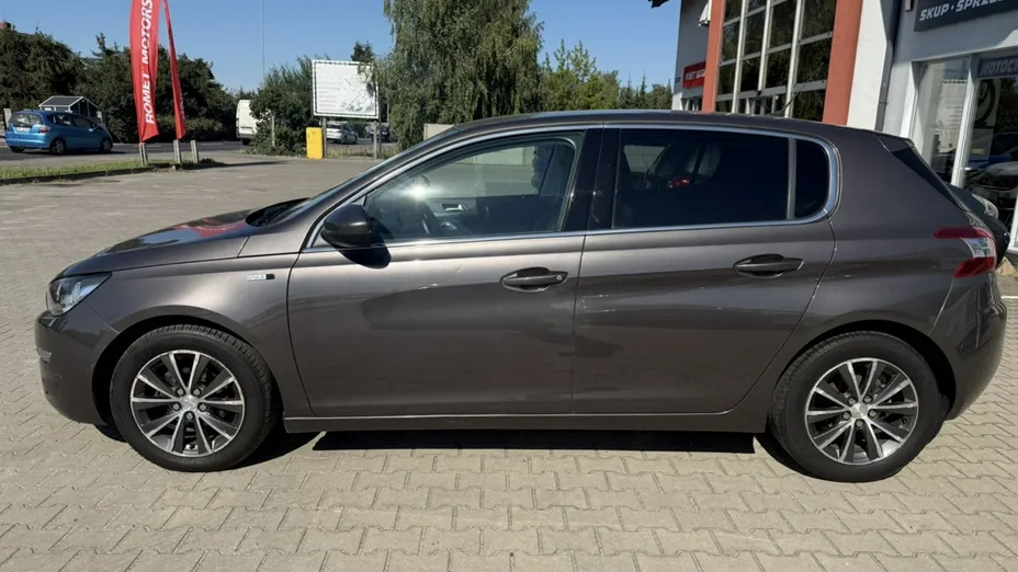 PEUGEOT 308 -