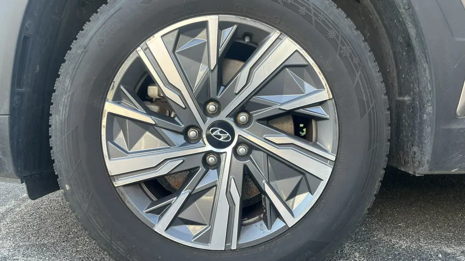 HYUNDAI Tucson -