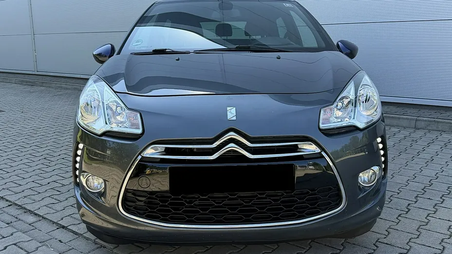 CITROEN DS3 -