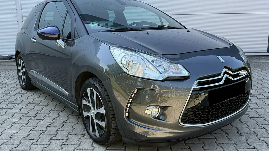 CITROEN DS3 -