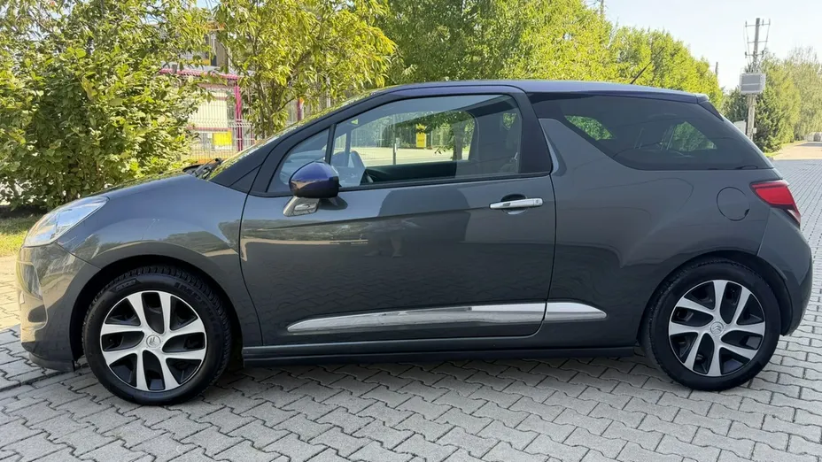 CITROEN DS3 -