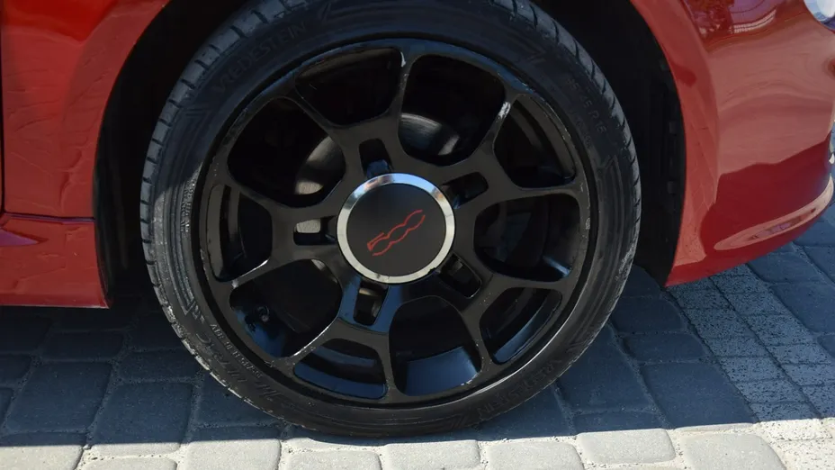 FIAT 500 -