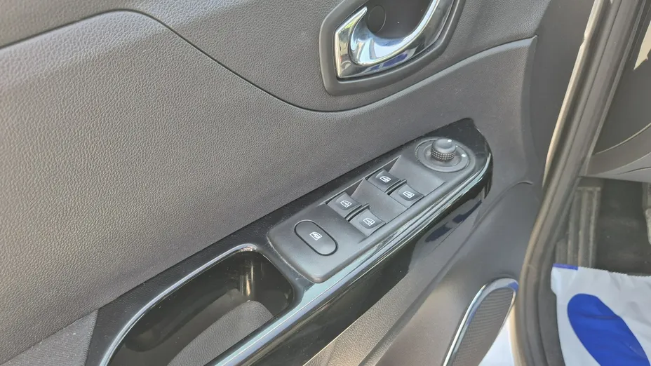 RENAULT Captur -