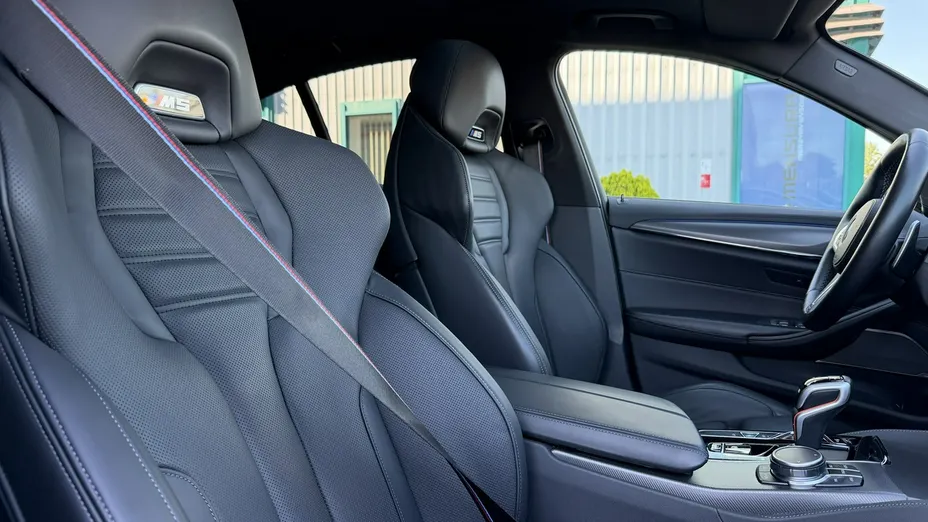 BMW M5 -
