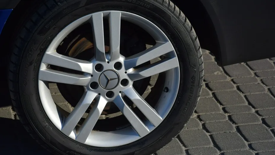 MERCEDES-BENZ Vito -