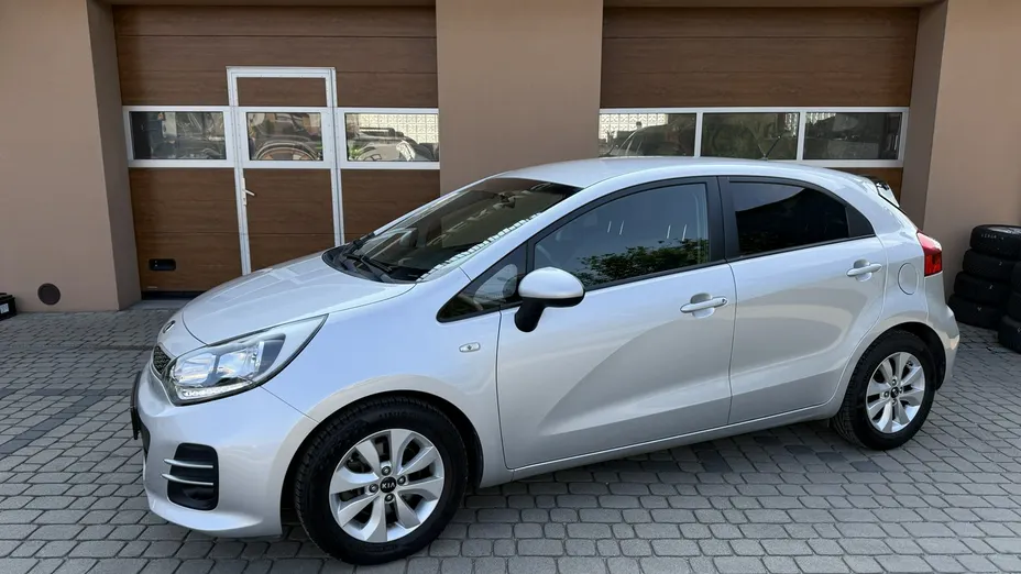 KIA Rio -