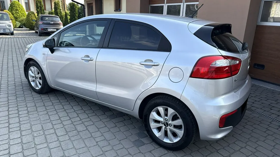 KIA Rio -