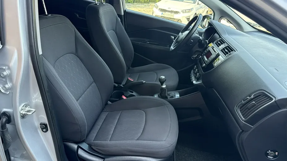 KIA Rio -