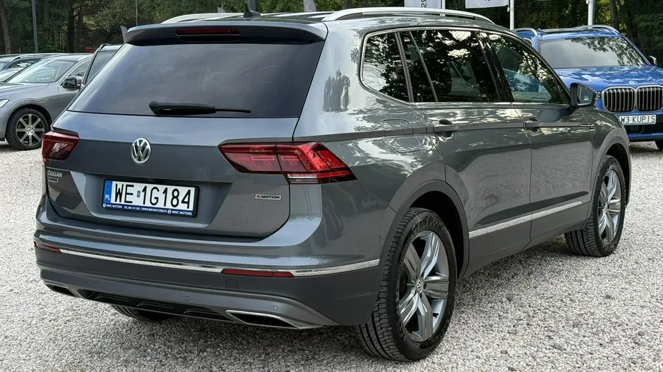 VOLKSWAGEN Tiguan Allspace -