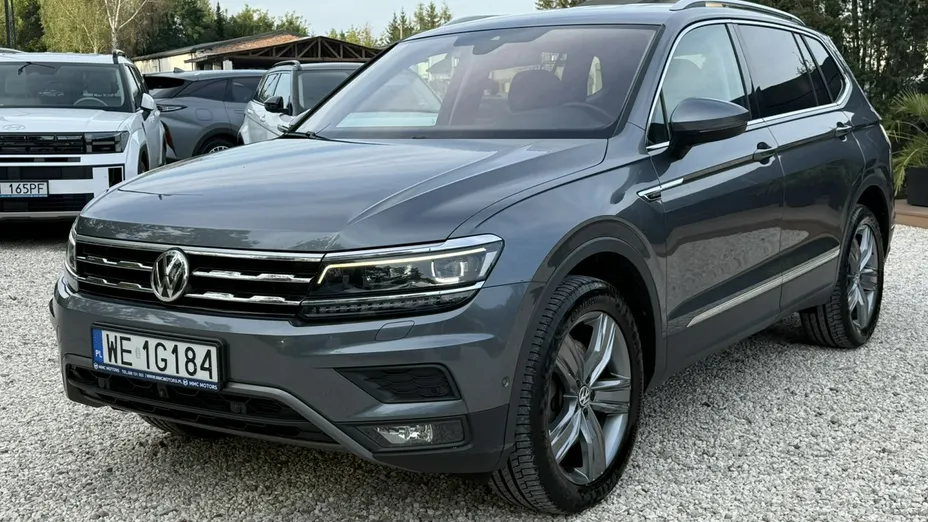 VOLKSWAGEN Tiguan Allspace -