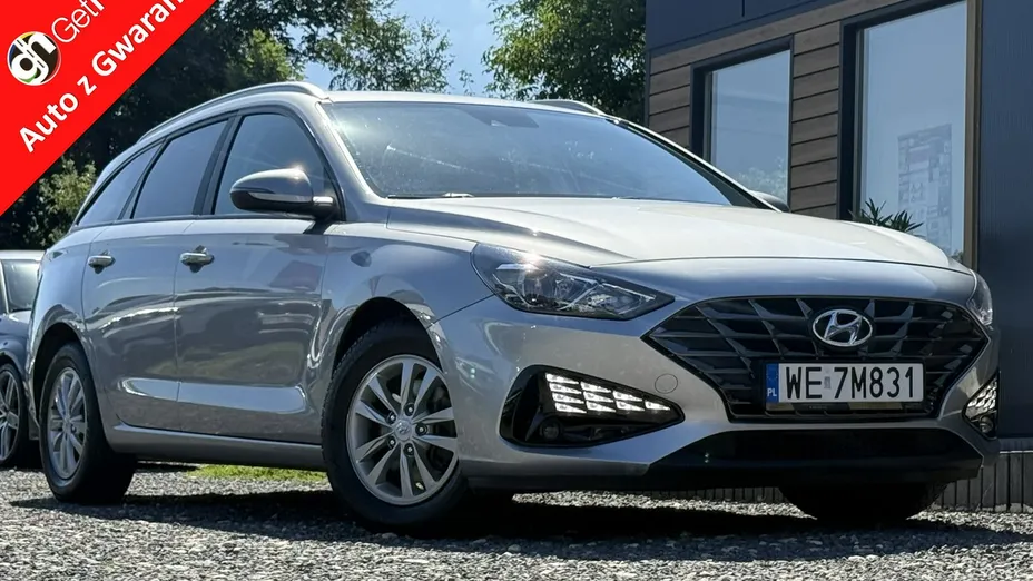 HYUNDAI i30 -