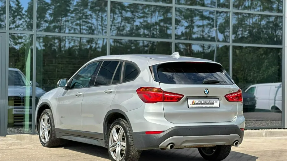 BMW X1 -