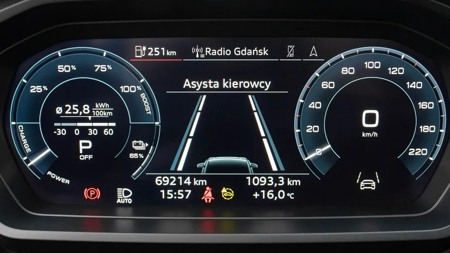 AUDI Q4 Sportback e-tron -