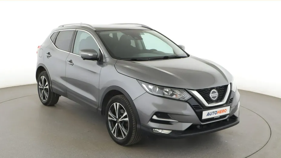 NISSAN Qashqai -
