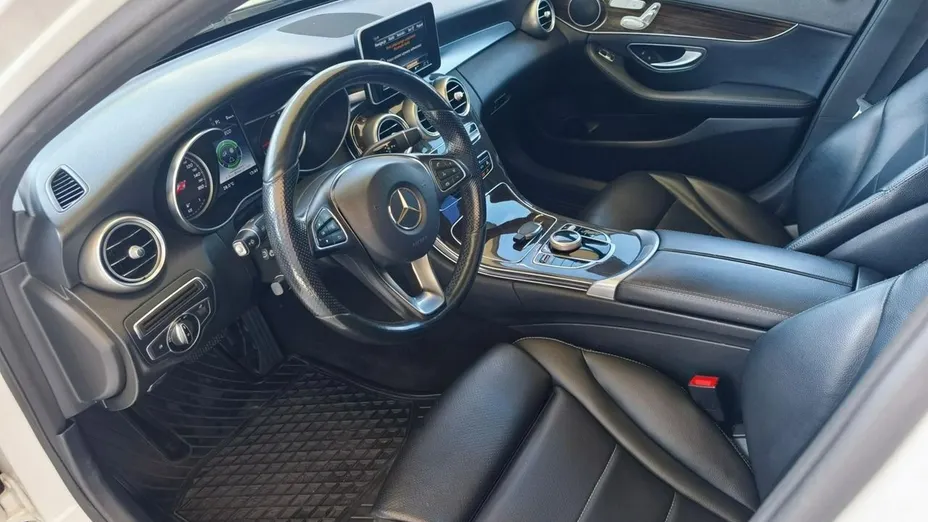 MERCEDES-BENZ C Klasa -