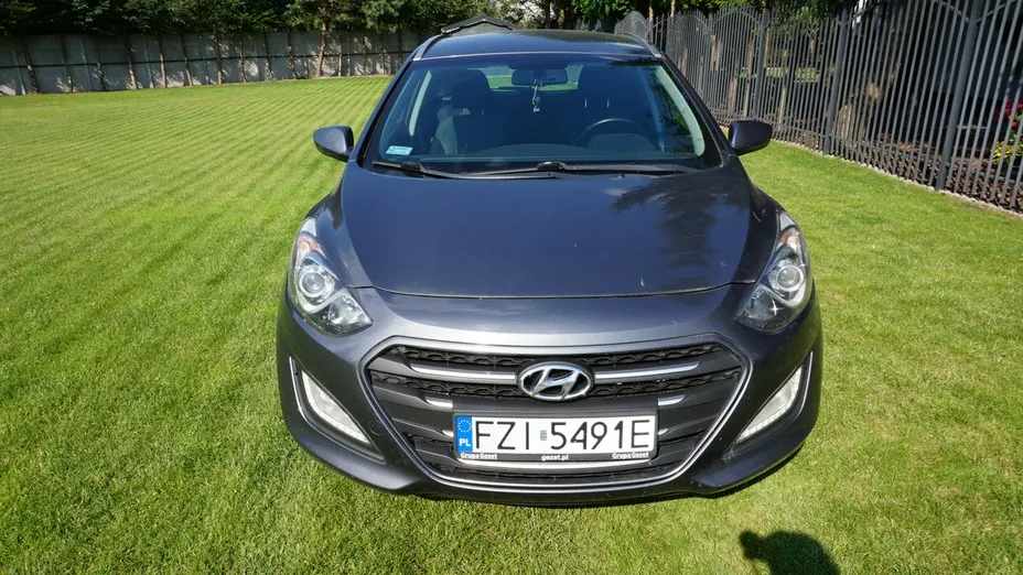 HYUNDAI i30 -