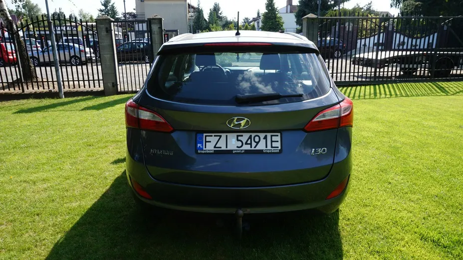 HYUNDAI i30 -