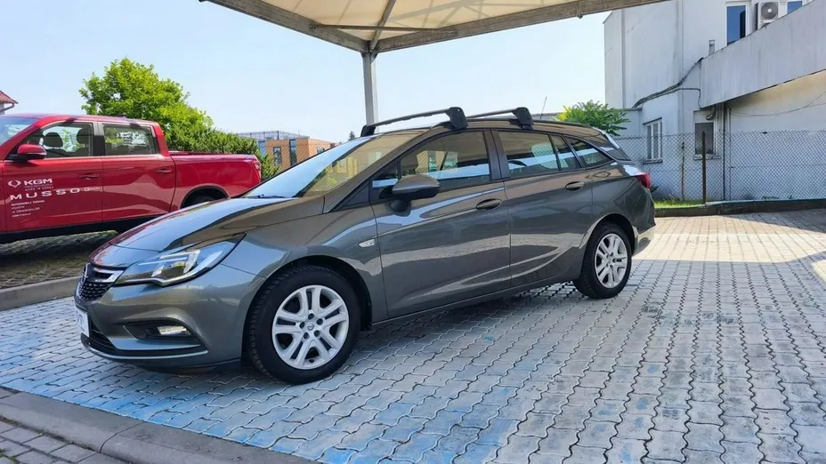 OPEL Astra -