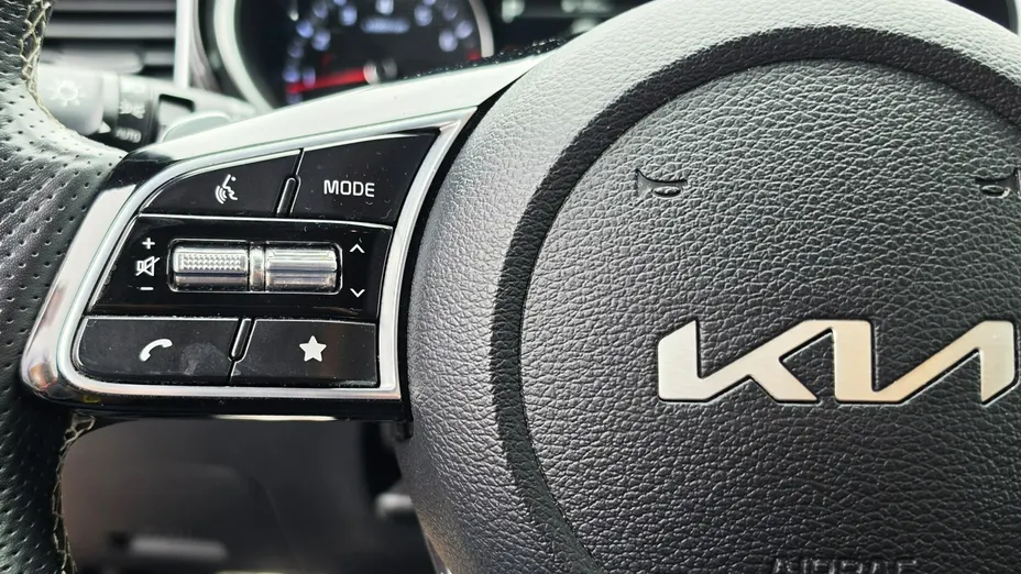 KIA ProCeed -