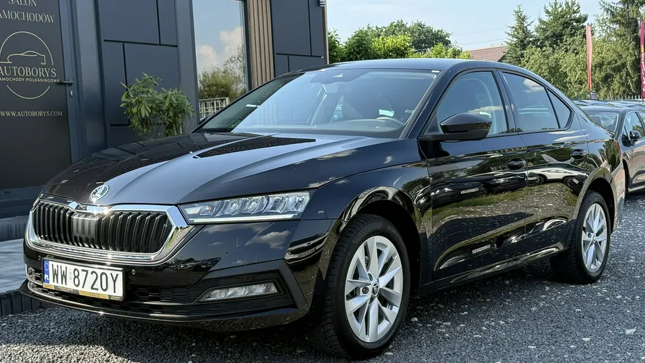 SKODA Octavia -