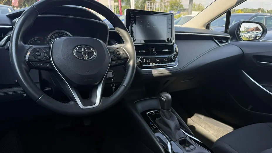 TOYOTA Corolla -